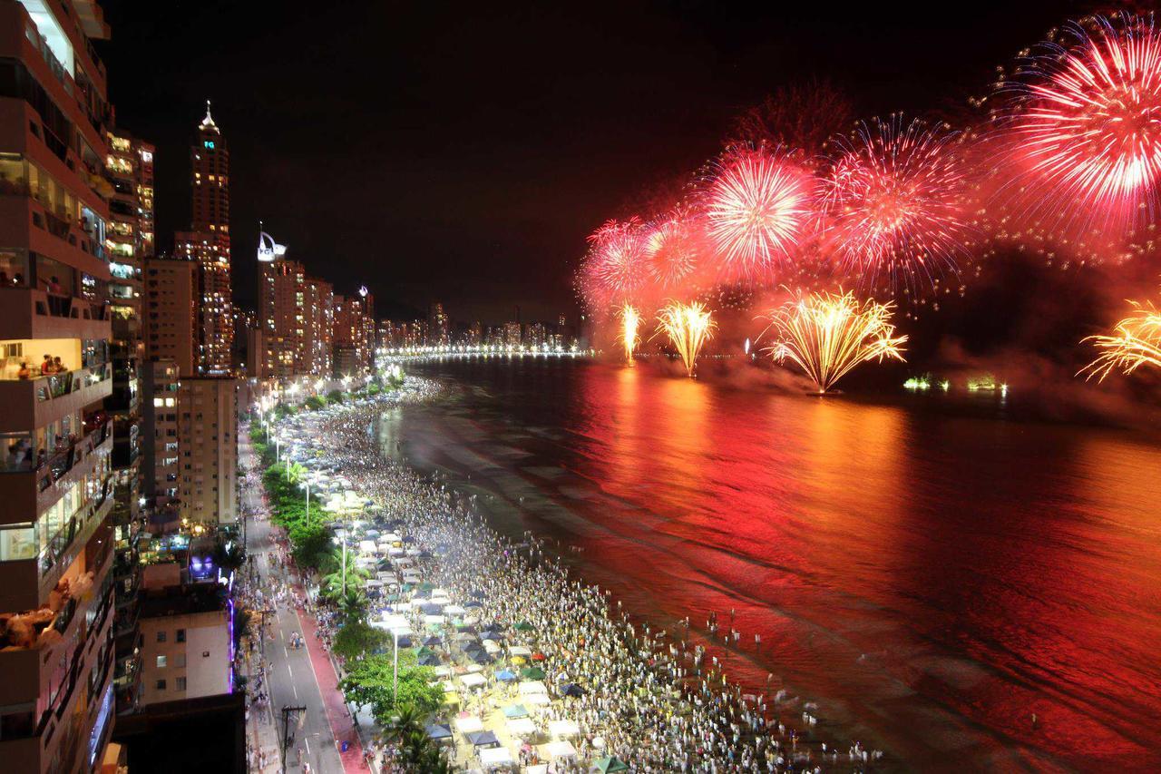 Appartamento Incrivel Ap A 100M Do Mar Com Ar E Wi-Fi Balneário Camboriú Esterno foto